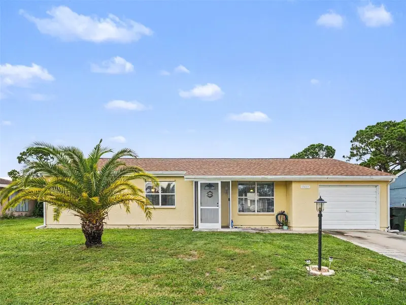 2473 Fairbrook St, FL