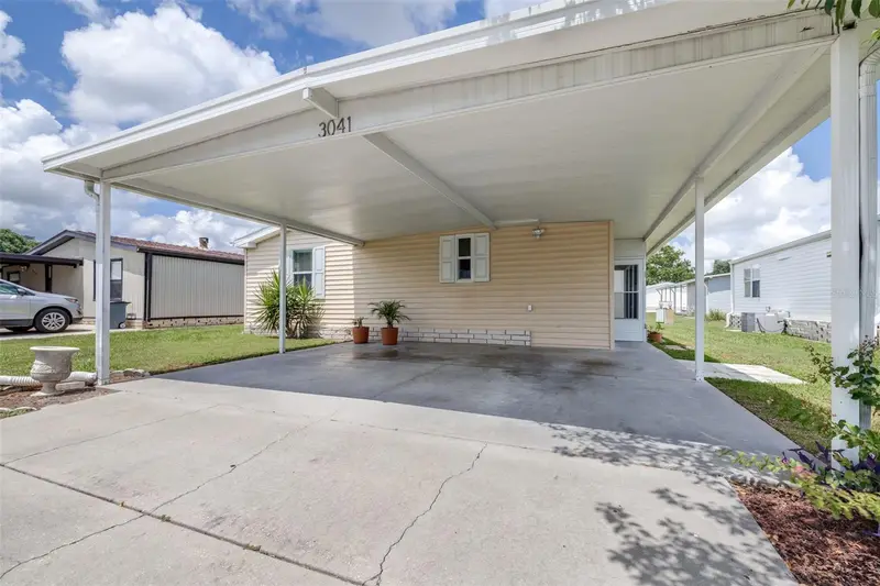 3041 Short Leaf St, FL