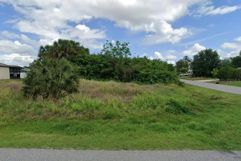 431 Spring Lake Blvd Nw, FL