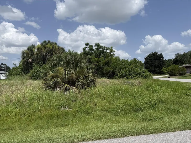 431 Spring Lake Blvd Nw, FL