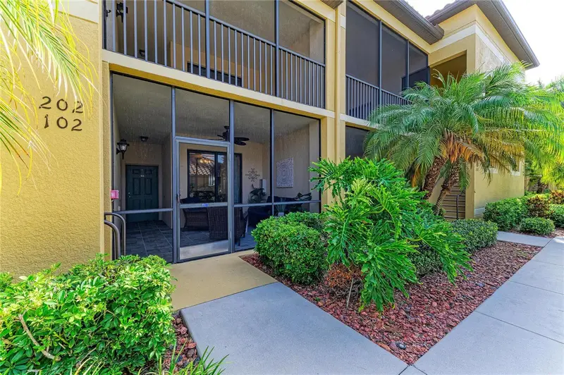 7305 River Hammock Dr #102, FL