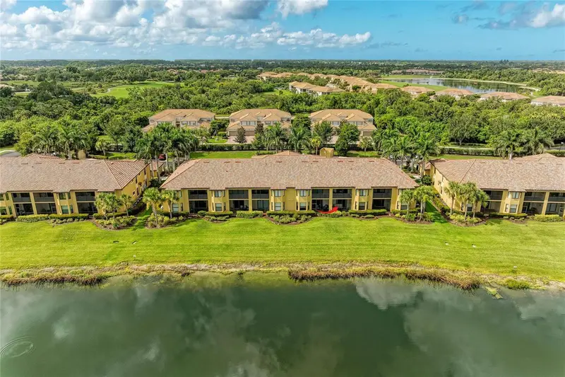 7305 River Hammock Dr #102, FL