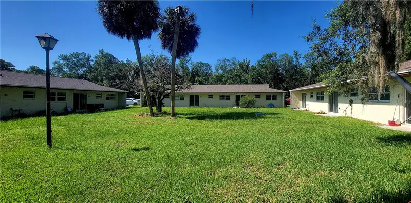 753 Ne 9th St, FL