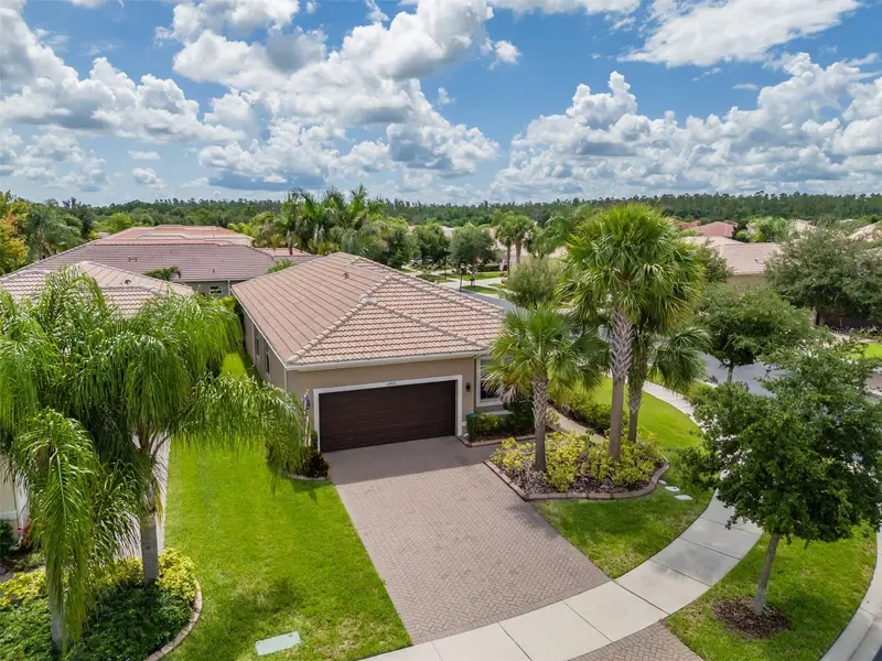 4905 Sandy Glen Way, FL