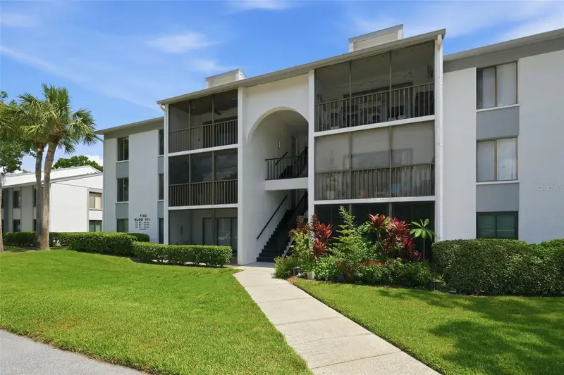 1182 Pine Ridge Cir W #A3, FL