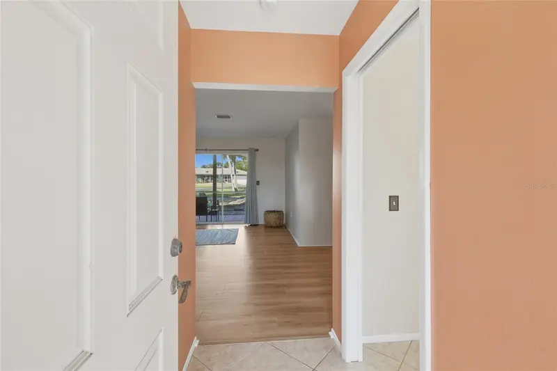 404 Oxford Dr #404, FL