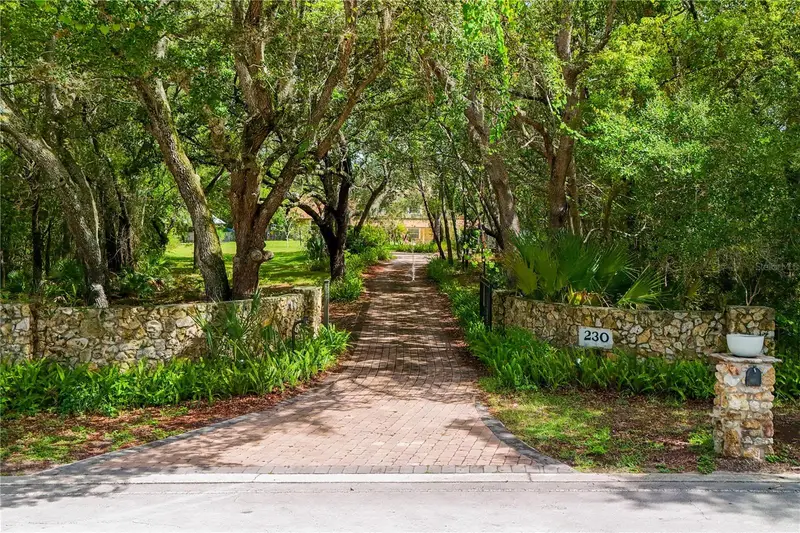 230 E Panama Rd, FL
