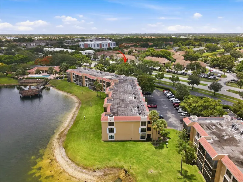 5605 Coral Lake Dr #105, FL