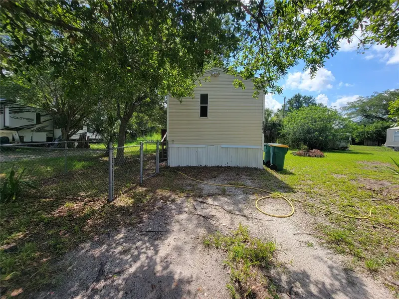5504 Wilson Dr, FL