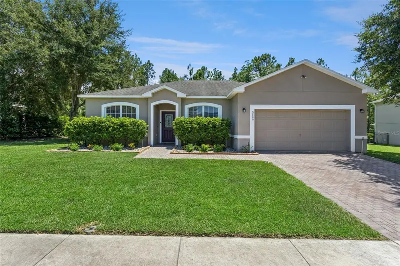 5546 Windsong Oak Dr, FL