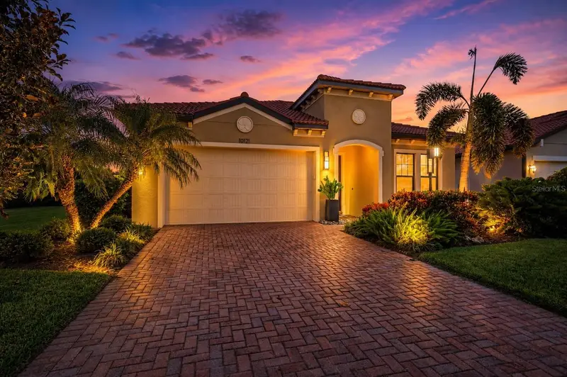 10121 Marbella Dr, FL