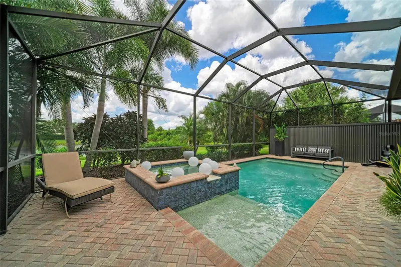 10121 Marbella Dr, FL