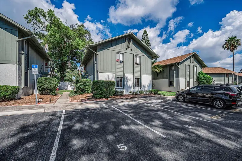 1960 Union St #5, FL