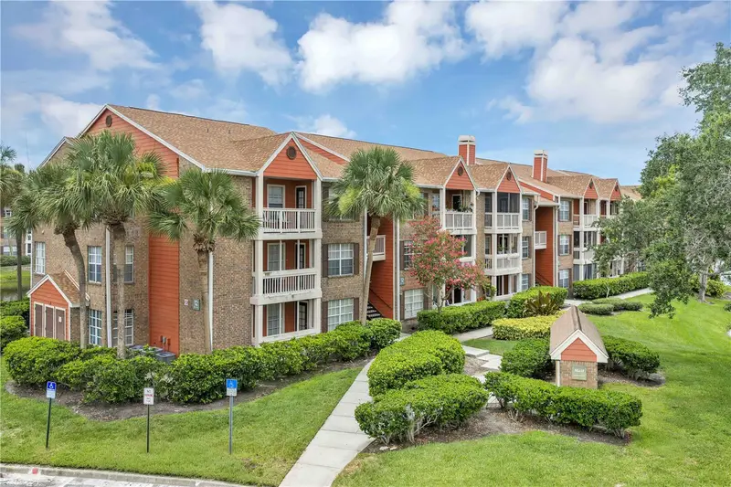 10200 Gandy Blvd N #1205, FL