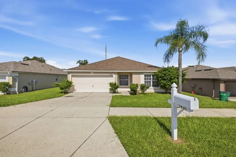 7631 Merchantville Cir, FL