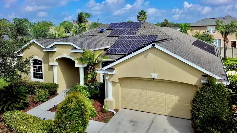 9101 Woodbridge Oak Ter, FL