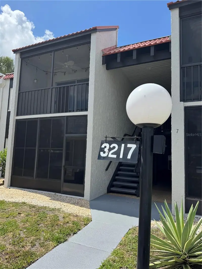 3217 Beneva Rd #202, FL