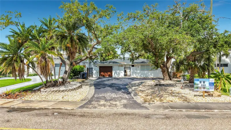 3800 Shore Acres Blvd Ne, FL