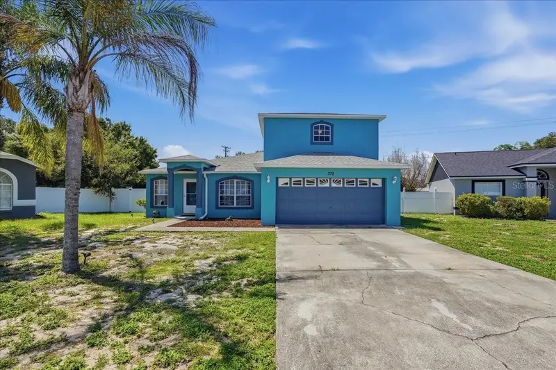 372 Lake Daisy Cir, FL