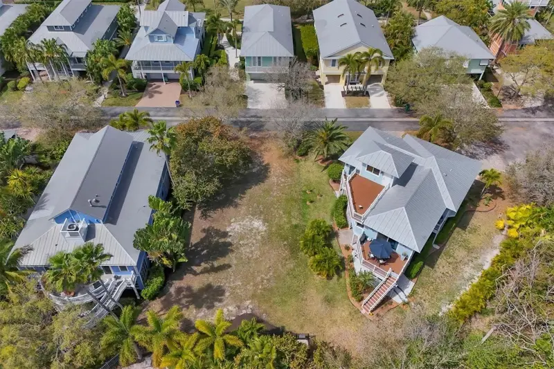 363 Firehouse Ln, FL