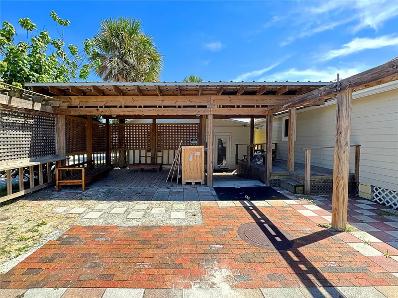 411 Flagler Ave, FL