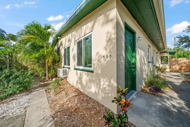 533 Yelvington Ave, FL