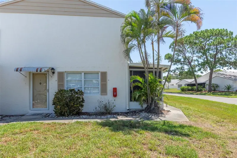 3281 38th Way S #C, FL