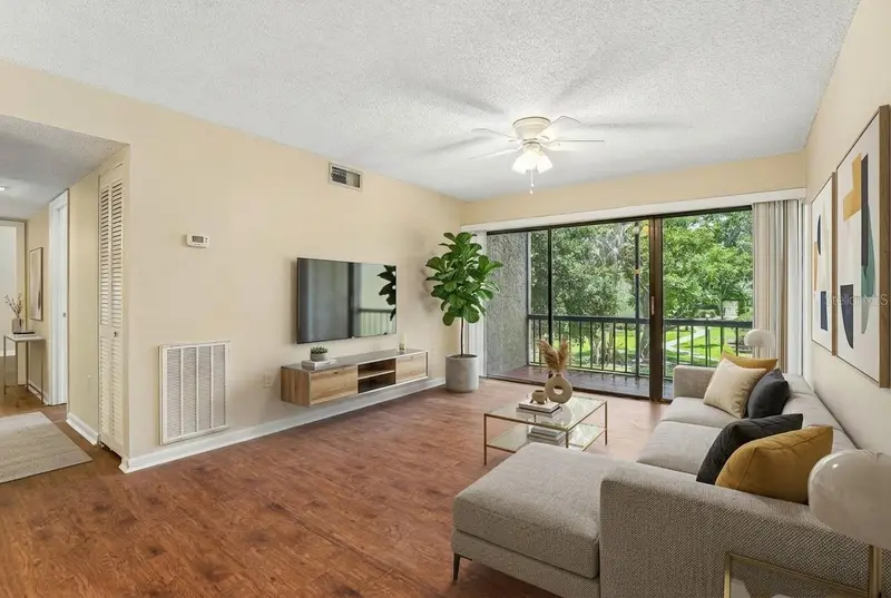 3252 S Semoran Blvd #22, FL