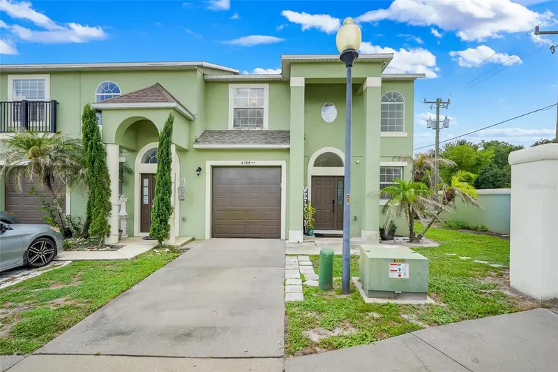 4384 Paradise Cove Ct, FL