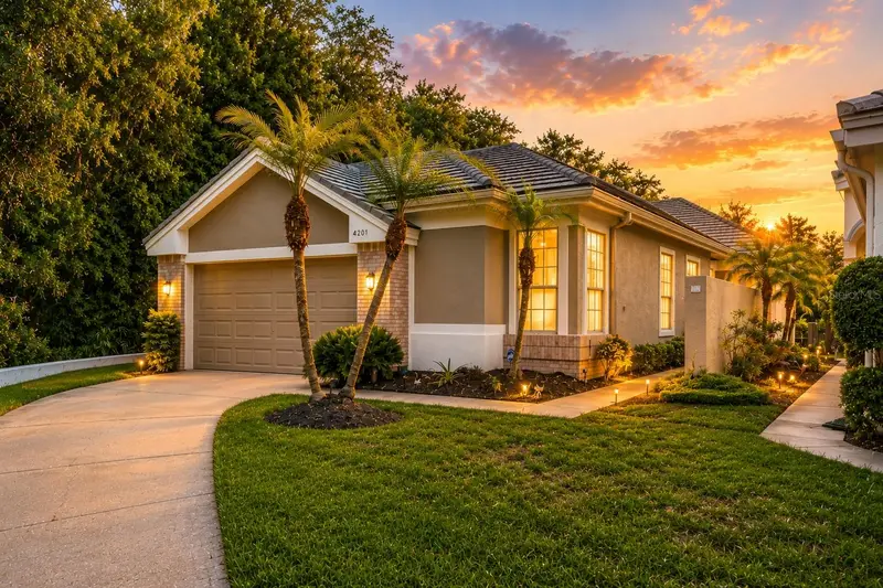 4201 Waterscape Dr, FL