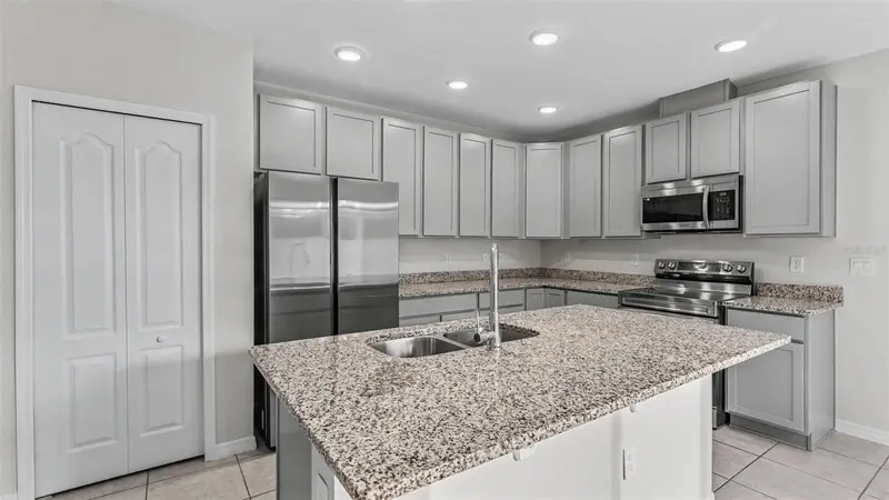 4925 Jackson Street, FL