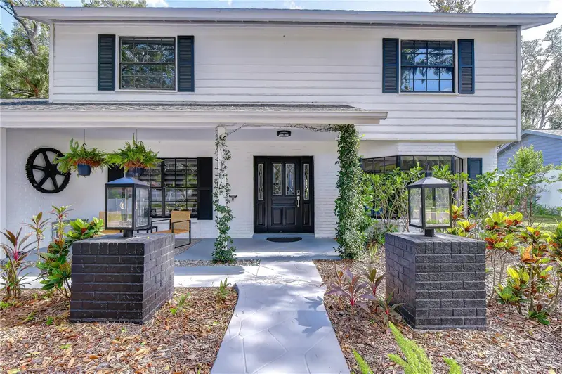 106 Bayfield Dr, FL
