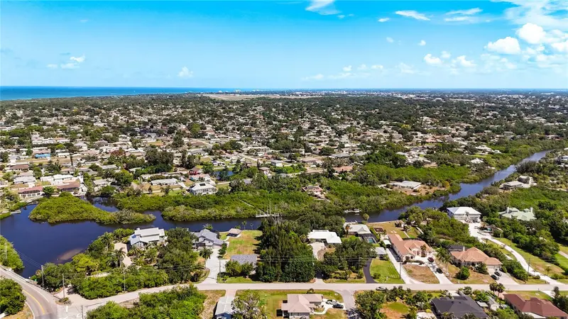 Lemon Bay Dr, FL