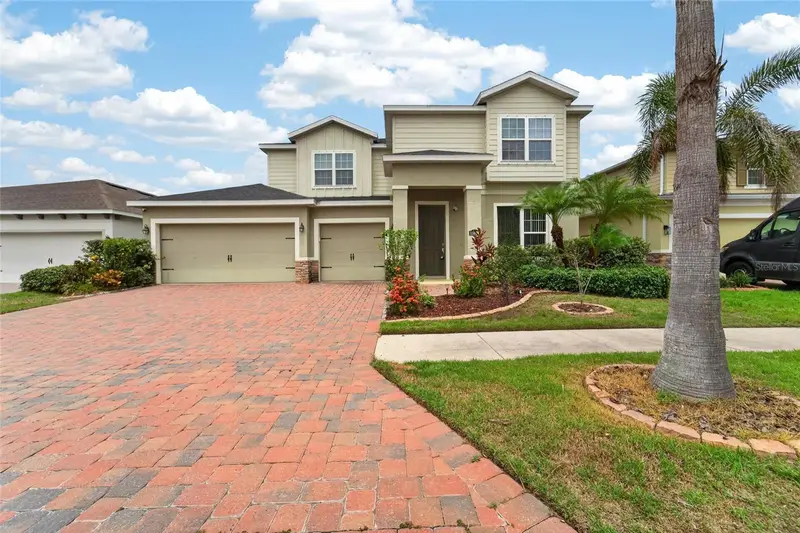 11628 Lake Lucaya Dr, FL