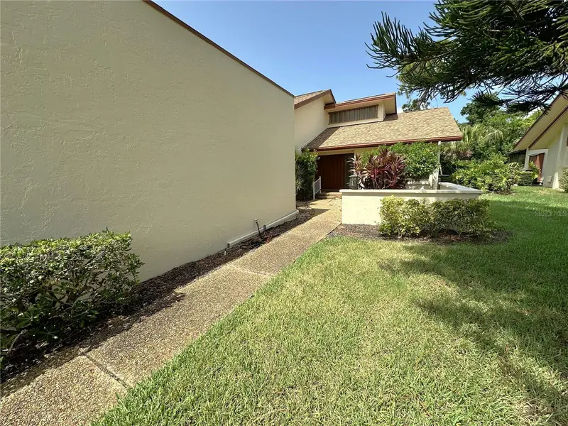 6206 Courtside Dr, FL