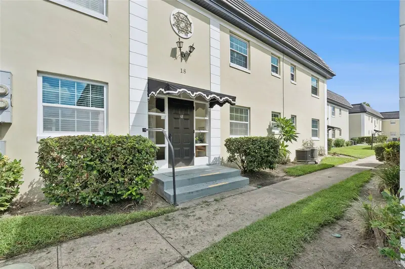 1500 Gay Rd #18d, FL