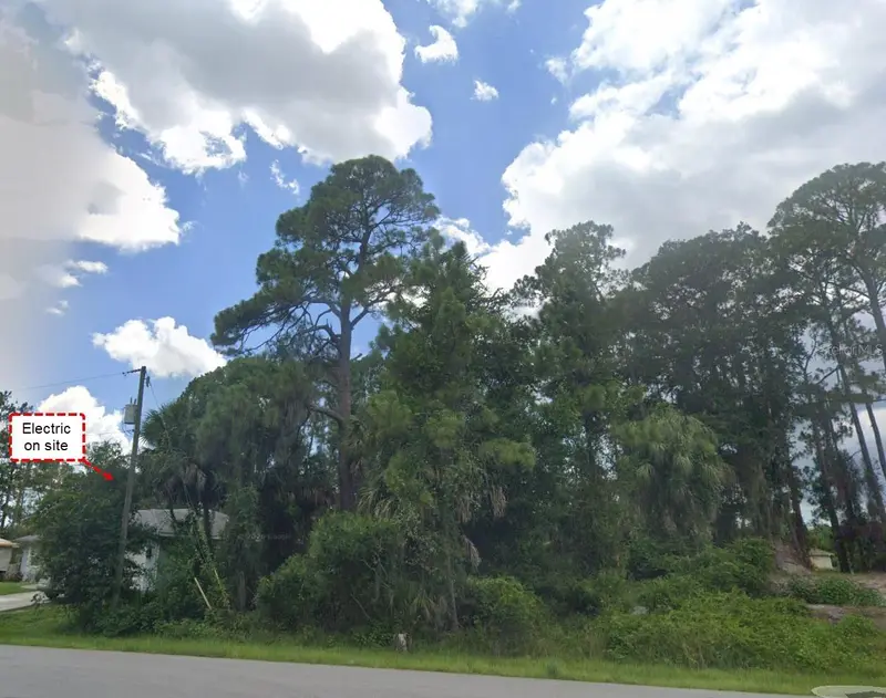 Cherokee St, FL