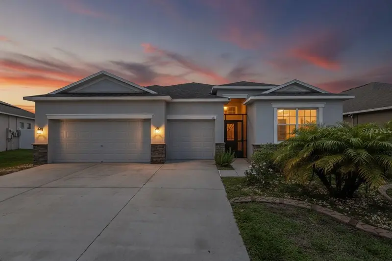 611 Wabash Breeze Cir, FL