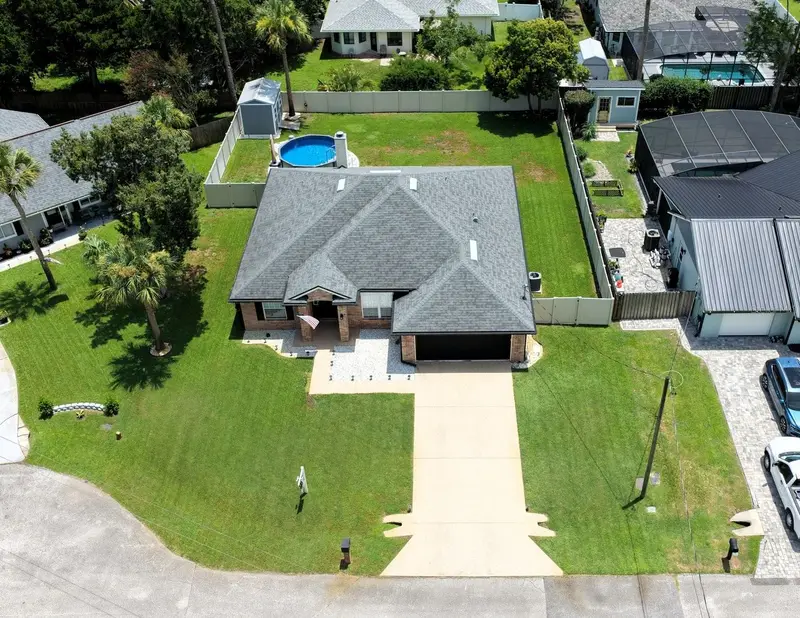 6 Bradley Pl, FL