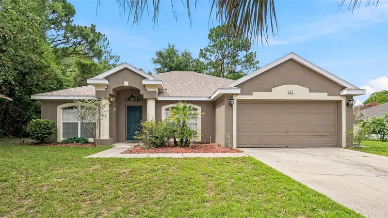 57 Pine Dr, FL