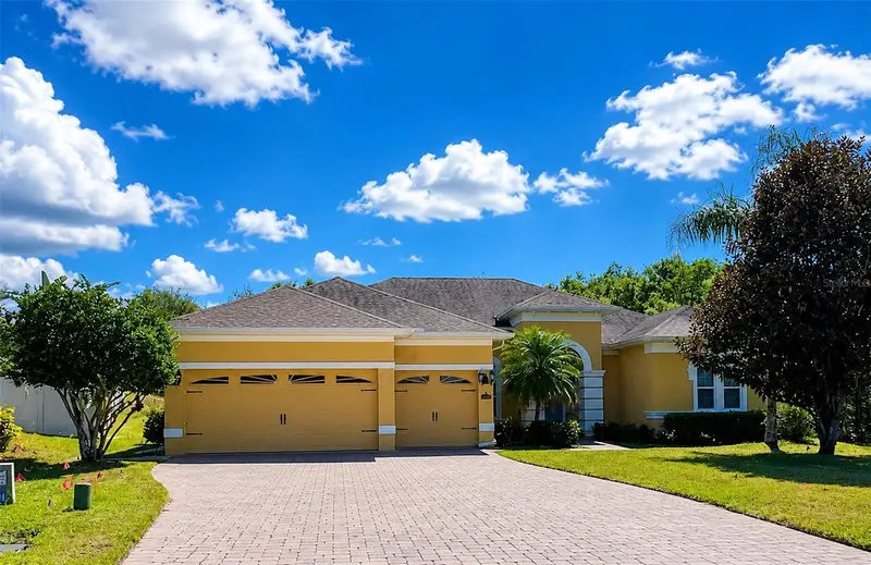 Clermont listing