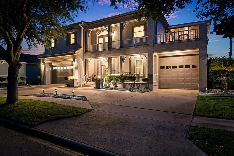 92 Lagare St, FL