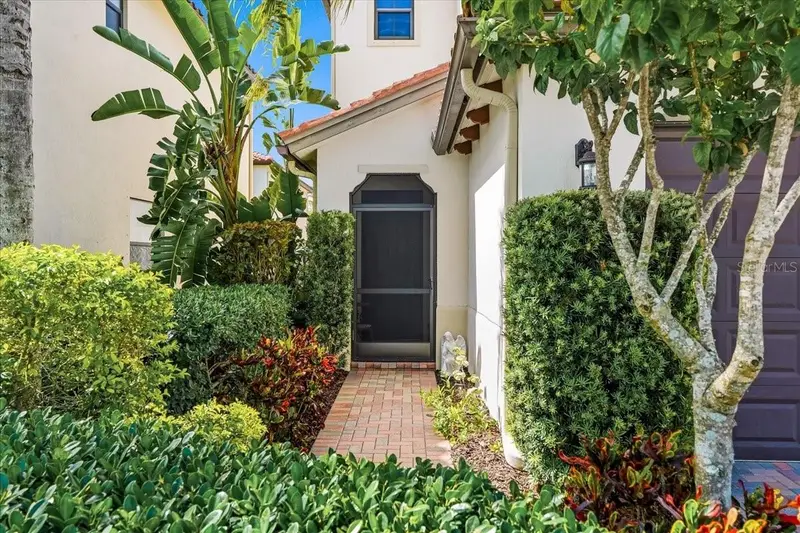 5434 Useppa Dr, FL
