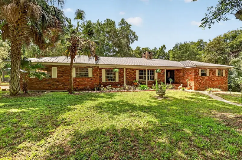 22740 County Road 44a, FL
