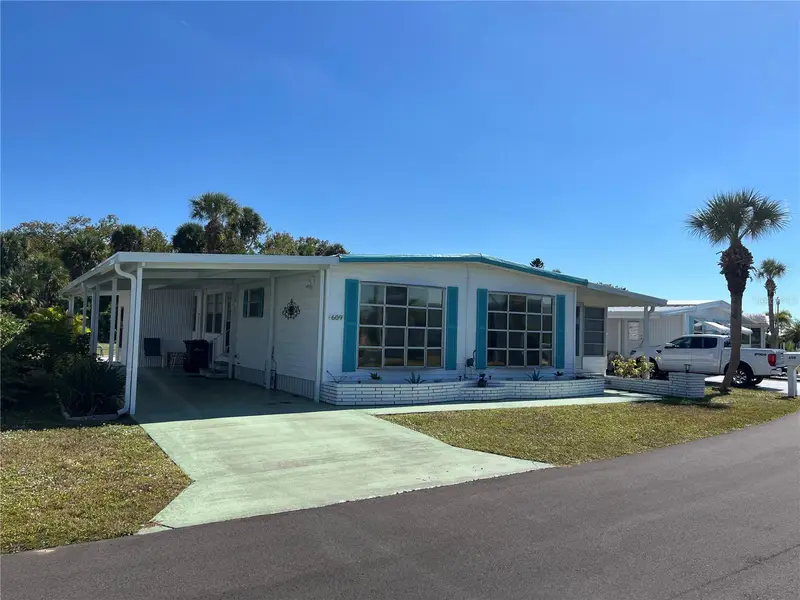 609 Cervina Dr, FL