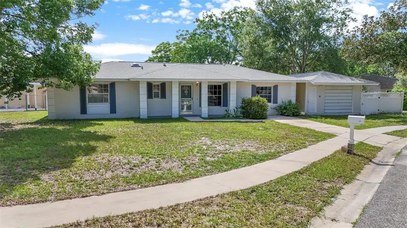 142 Bayberry Ct, FL