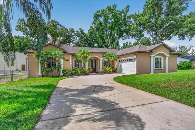 21906 Panther Way, FL