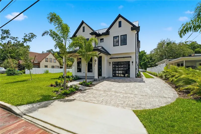 1222 Poinsettia Ave, FL