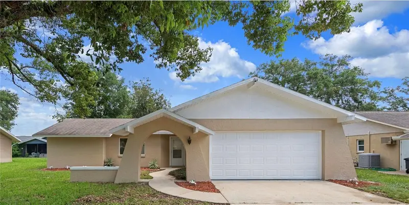8643 Woodbridge Dr, FL