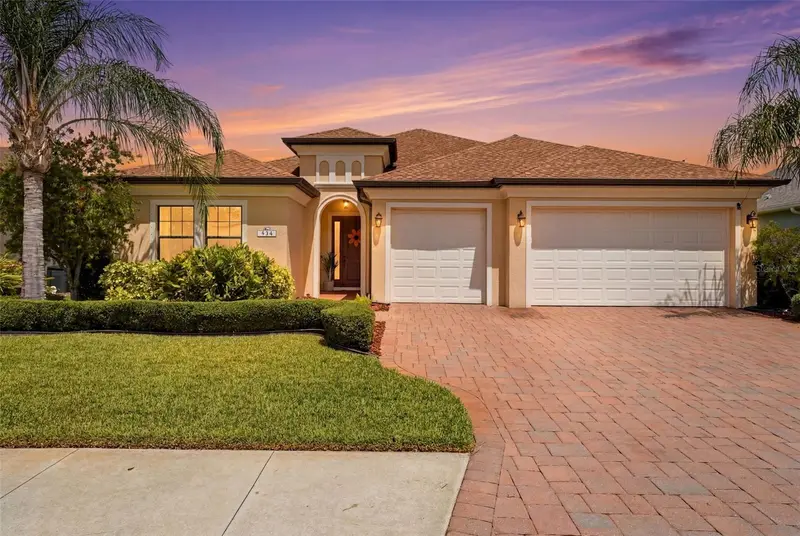 534 Chantilly Trl, FL